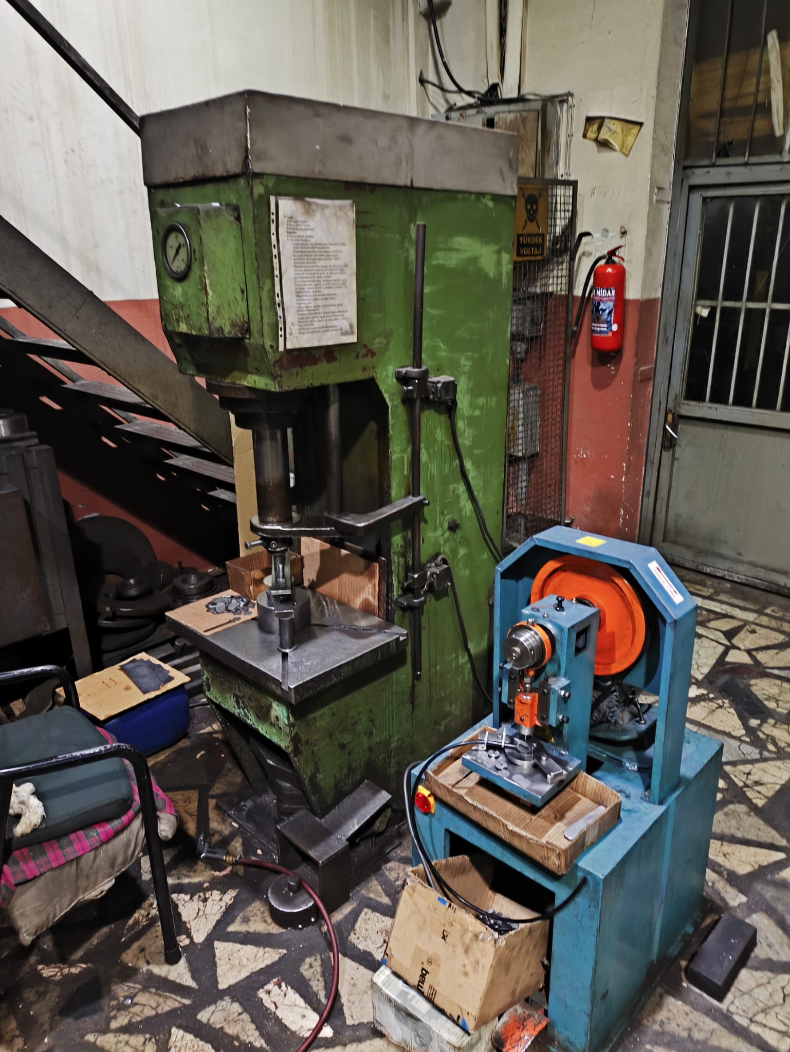 Pres Makinası (2 adet)